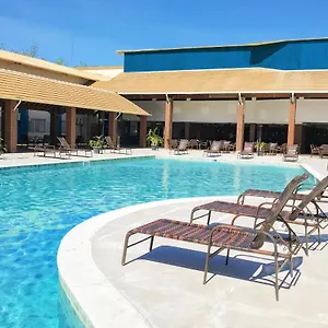 Nauticomar & Club Resort